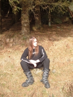 Sorgsvart